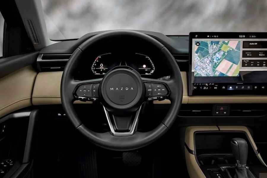 向现实妥协？马自达认为取消实体按钮才能专