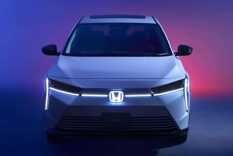 本田 Insight重生！从三厢车变身电